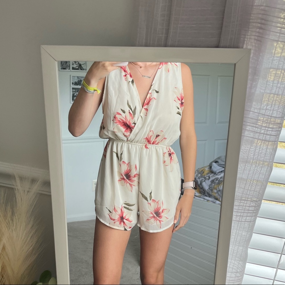 Flower Romper - Picture 5 of 5